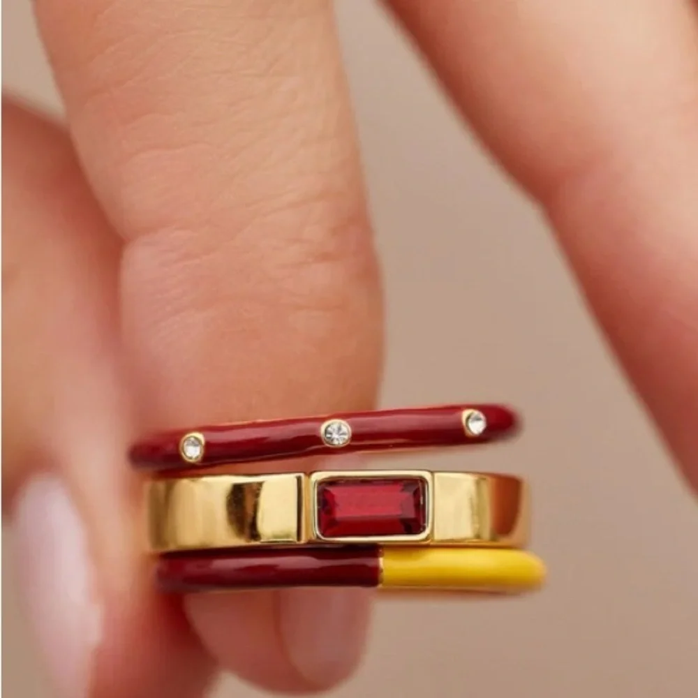 Pura vida x Harry Potter Gryffindor Gold and Red stackable Ring set